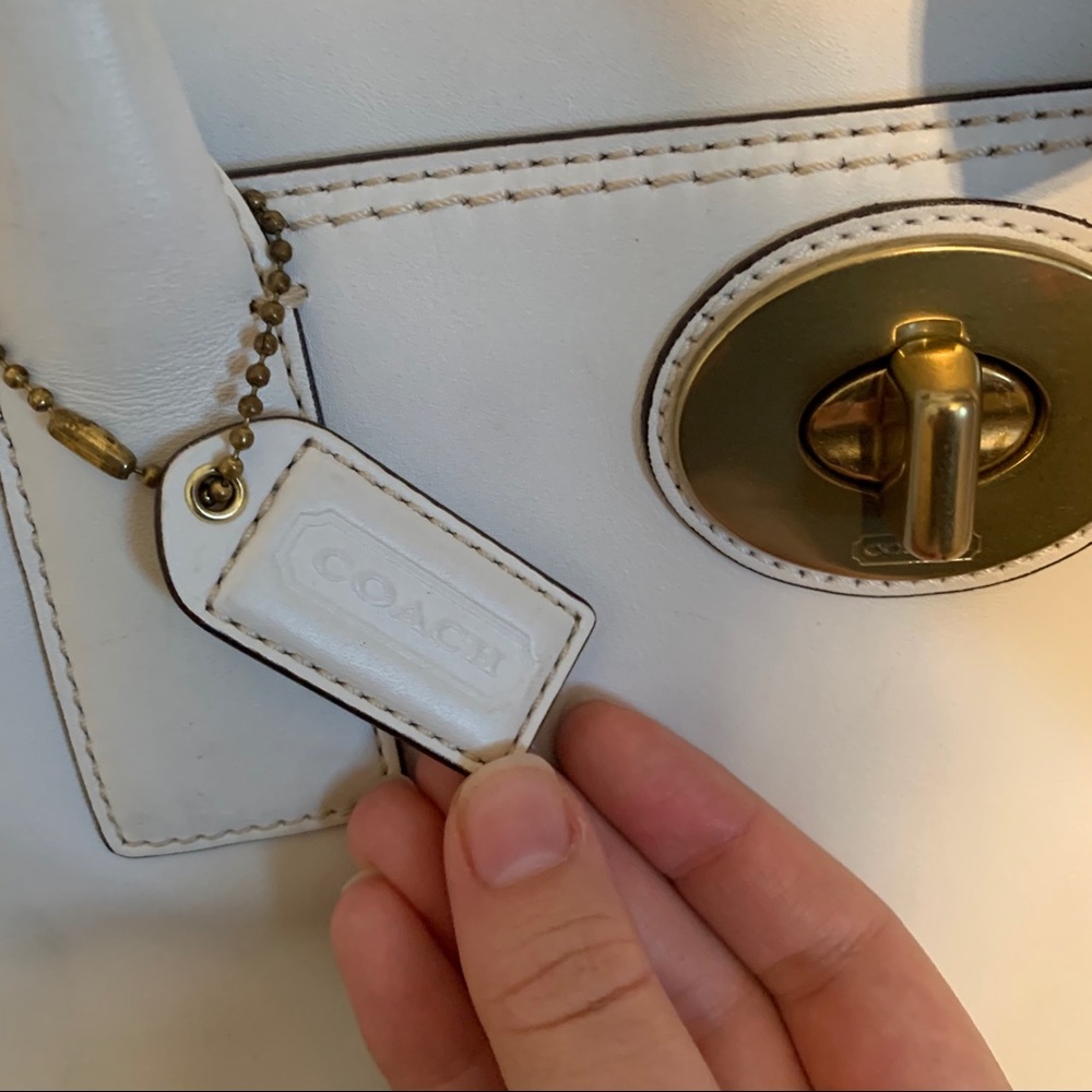 Coach purse - Picture 3 of 12
